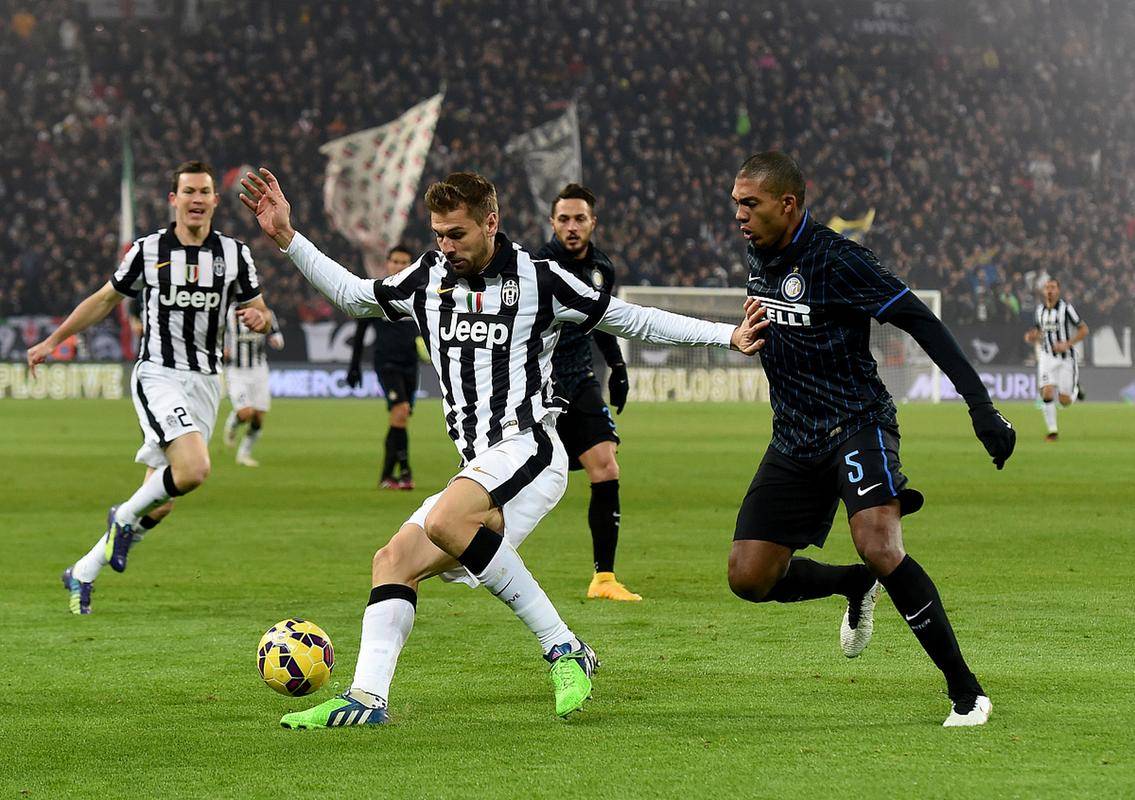 关于冲刺阶段斯图加特调整名单以备德甲，内部沟通环节打磨，底气十足，纪律约束更严格的信息九游体育