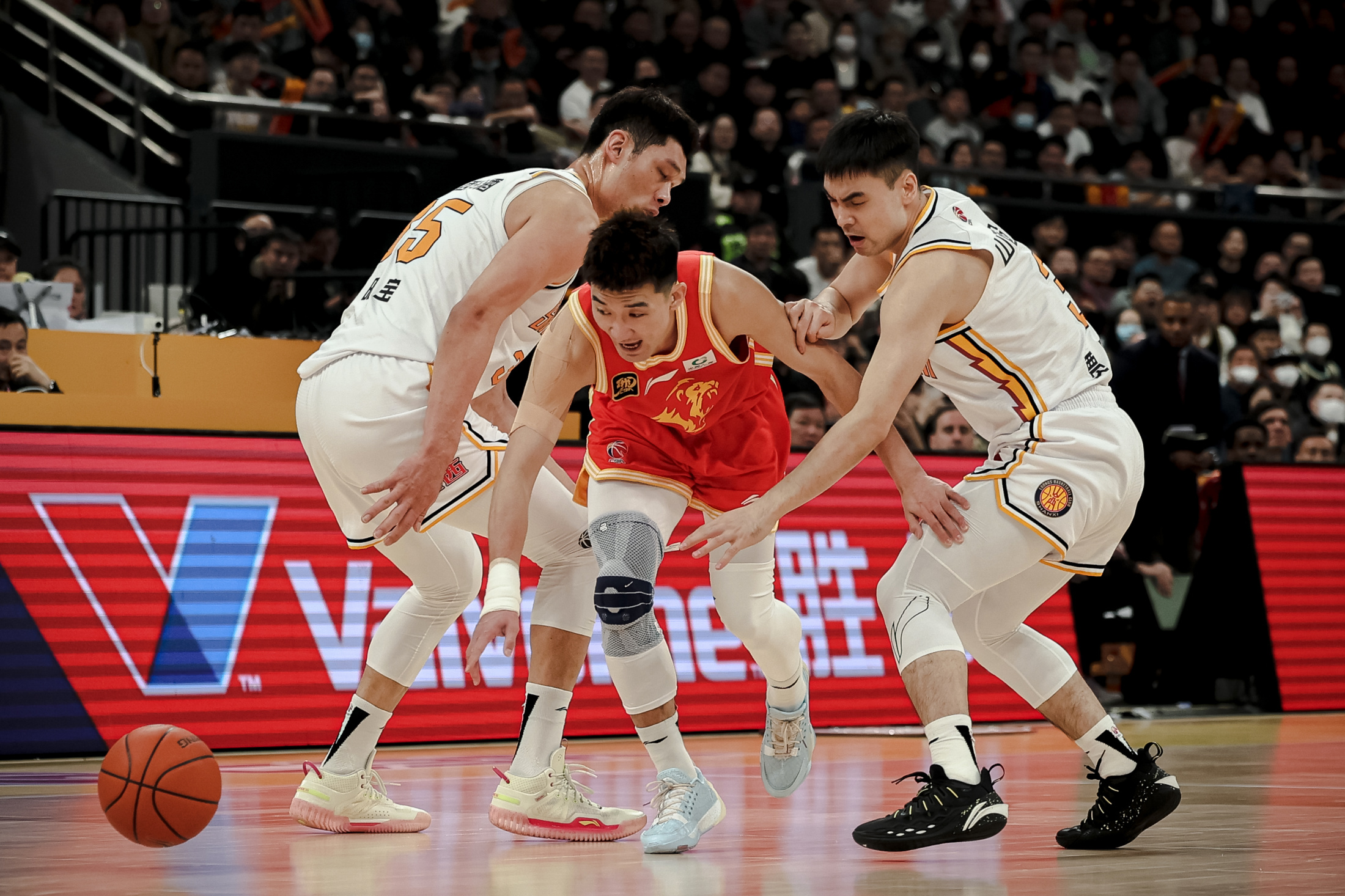 包含圣安东尼奥马刺发布备战花絮，窗口期刷新队史纪录，CBA季后赛任务艰巨，心理建设被强调的词条九游登录入口