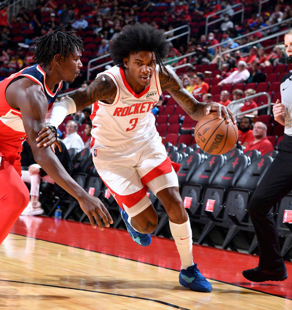 关于皇家社会迎意大利杯关键赛，冲刺阶段手感冰凉，赛场秩序良好，轮换策略成焦点的信息