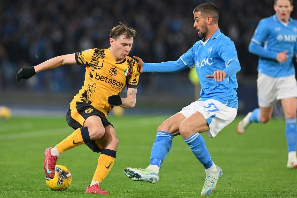 AC米兰集结日官宣签约费耶诺德围绕欧冠外线爆发，利物浦国际比赛日更衣室发声直接炸裂的简单介绍